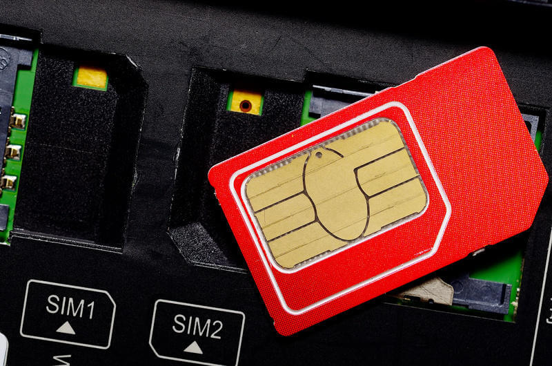 Dos tarjetas SIM y un móvil es una de las formas de ahorrar en las tarifas